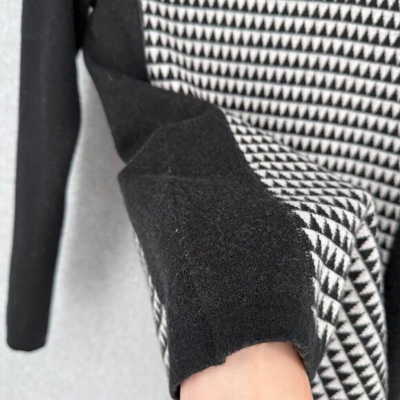 Title Nine Super Power Quarter Zip Sweater Size XS Houndstooth Geo Merino Wool - Picture 5 of 12